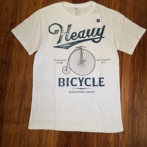 NWT mens xs bicycle themed Tshirt